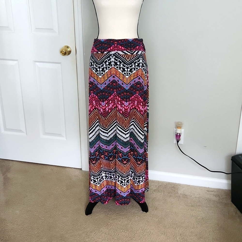 Geometric print maxi skirt